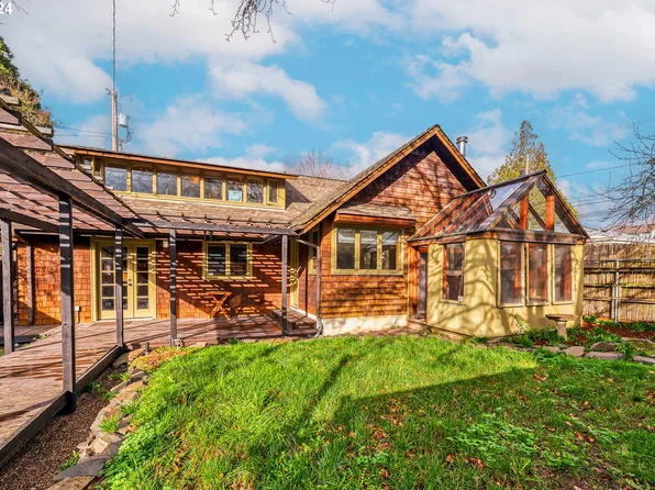 738 E 19th Aly, Eugene, OR 97405