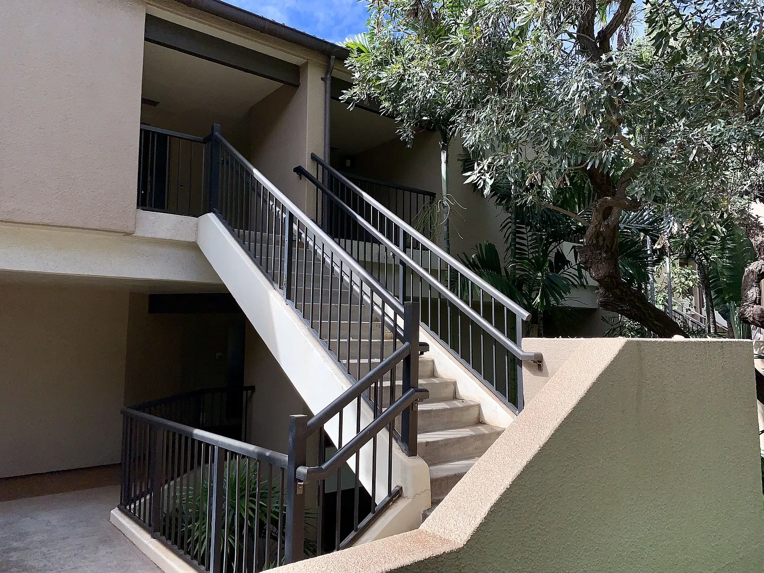 2 bed, 1467 sqft, $6,500 — Photo 2