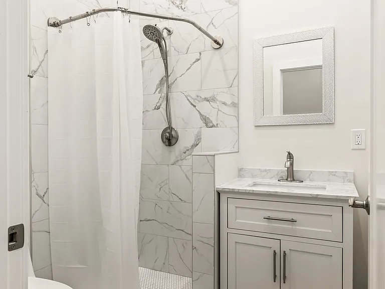 2336 Scarff St — Photo 21