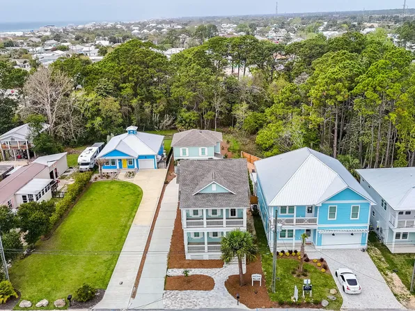 219 E Lakeshore Dr, Panama City Beach, FL 32413