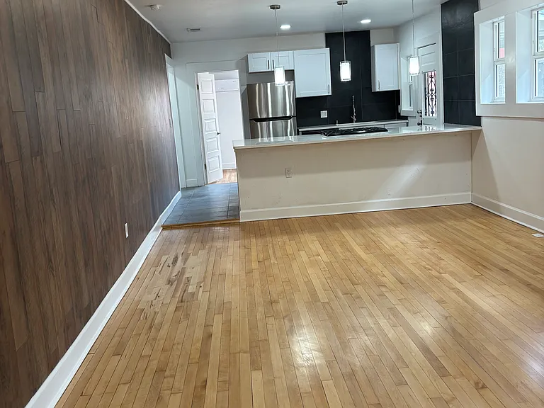 813 Marquette Ave NW #2 — Photo 36