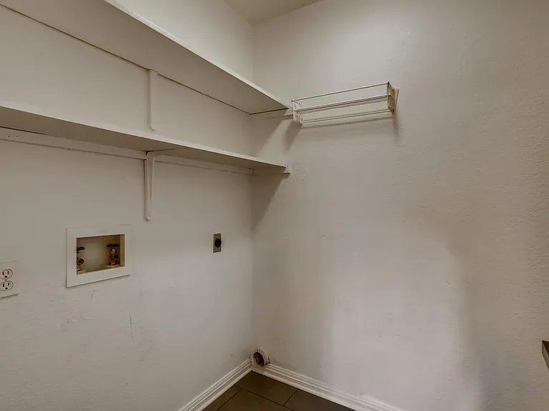 107 Long Wood Ave — Photo 22
