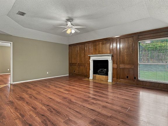 3rd image of 2935 Ridgewood Dr