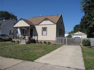 4694 Cornell St, Dearborn Heights, MI 48125