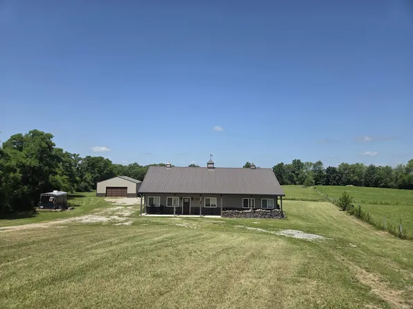 5811 W Janssen Ln, Crawfordsville, IN 47933