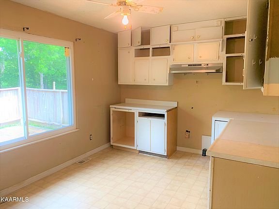 5th image of 6505 NW Shrewsbury Dr
