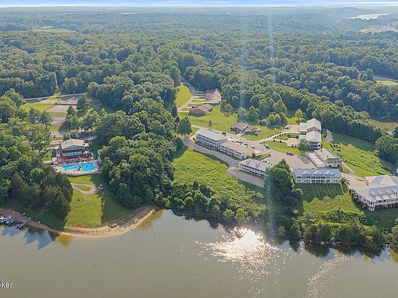 4th image of 86 Lookout Dr