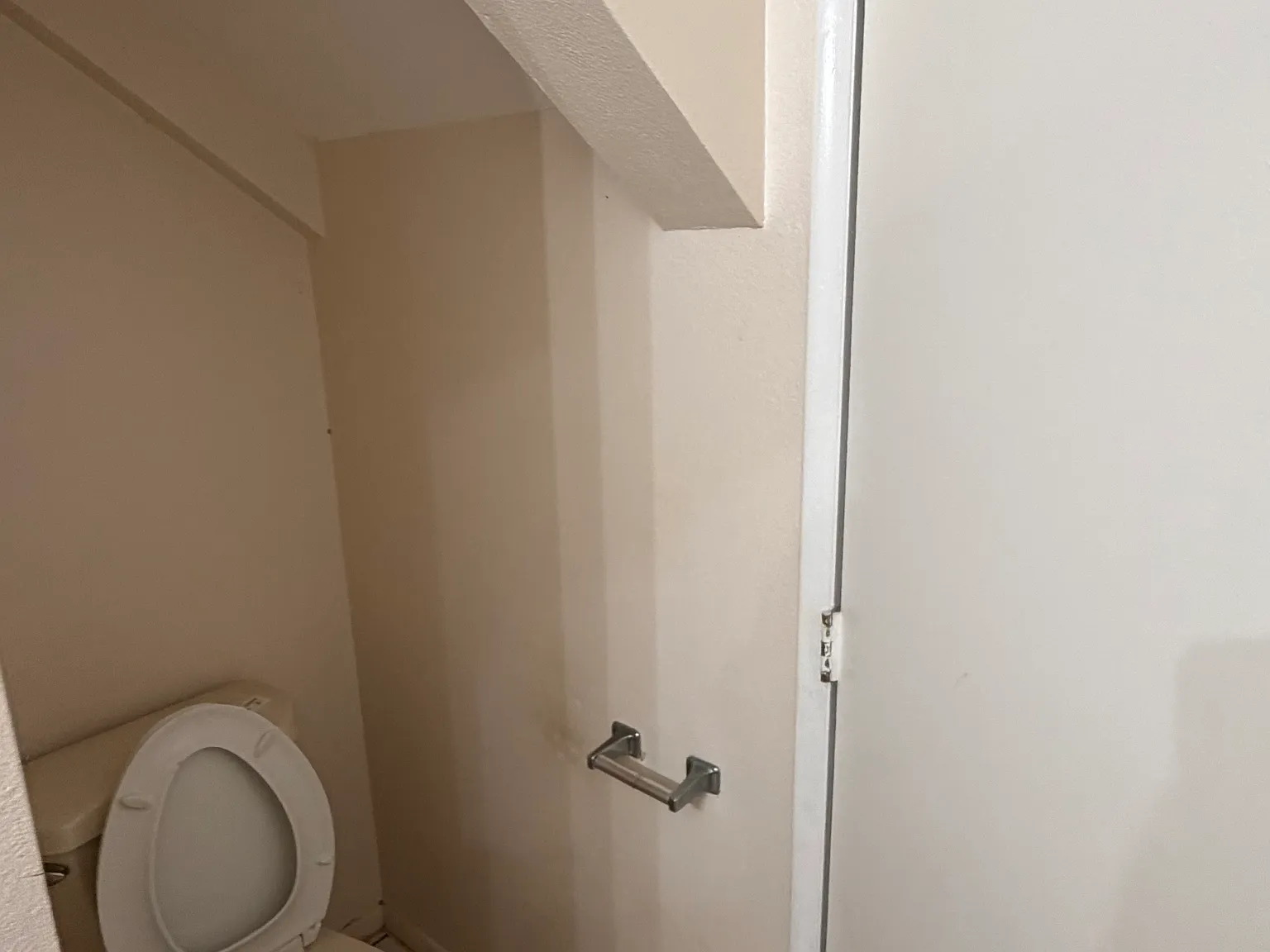 1041 Aila St — Photo 2