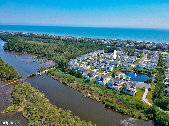 3rd image of 36967 S Silver Sands Dr