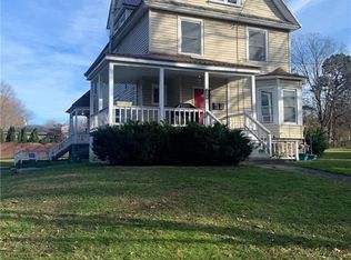 402 S Peterboro St, Canastota, NY 13032