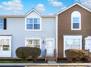 5018 Stoneybrook Blvd #8D, Hilliard, OH 43026