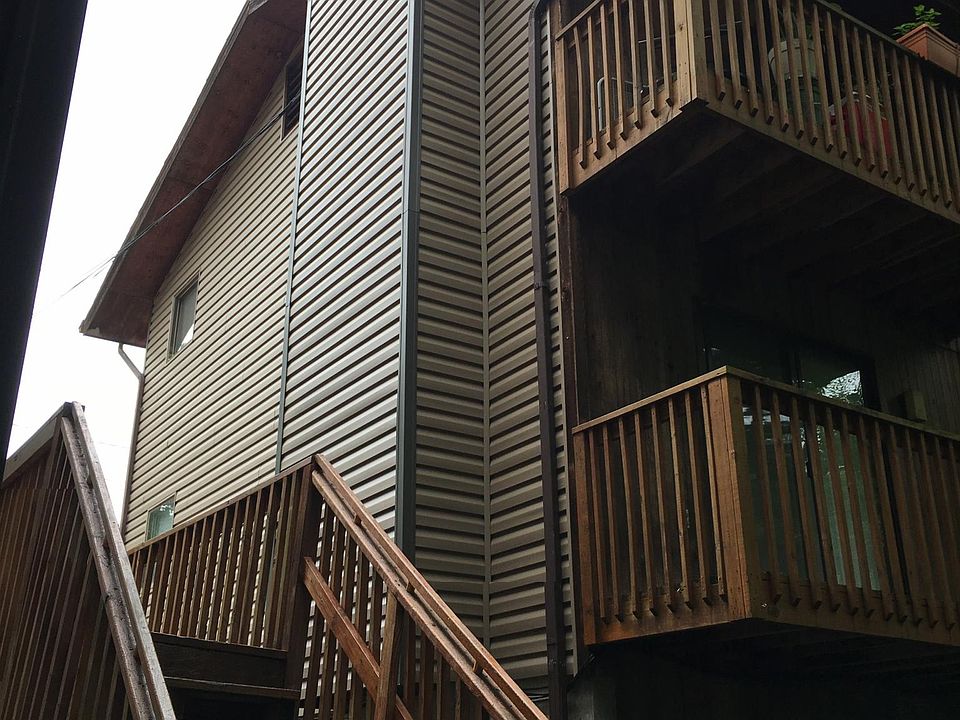 Stairs to lower level