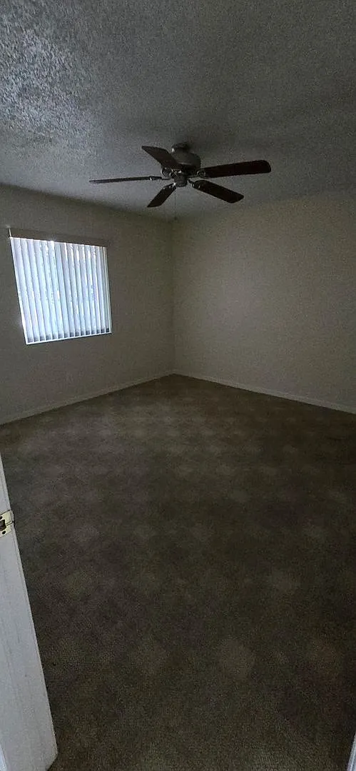 Charming 2BR Condo in Naples — Photo 2