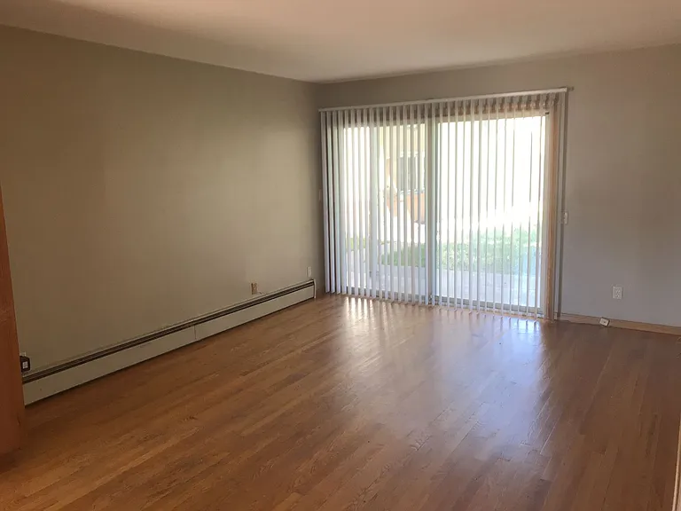 7700 Bloomington Ave South — Photo 15