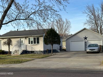 1515 W Kemp Ave, Watertown, SD, 57201