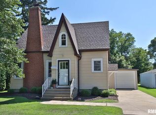 310 E Adams St, Morton, IL 61550