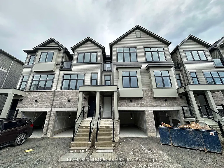783 Kootenay Path — Photo 1