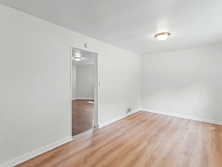 723 Taylor Ave #1 — Photo 15