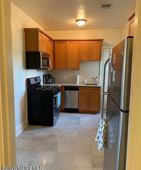 1700 Webb St #5B — Photo 12