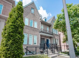 22 Mansur Ter, Toronto, ON M3J3R1