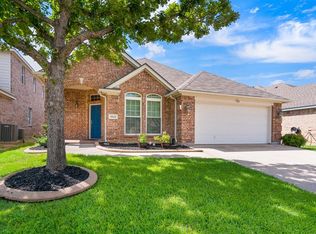 1022 Loblolly Pine Dr, Arlington, TX 76012