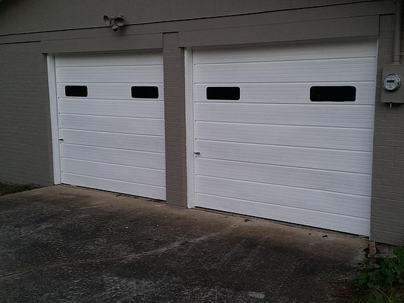 3rd image of 2800 Evans Dr