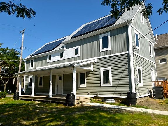 3rd image of 2147 Dowd Ave