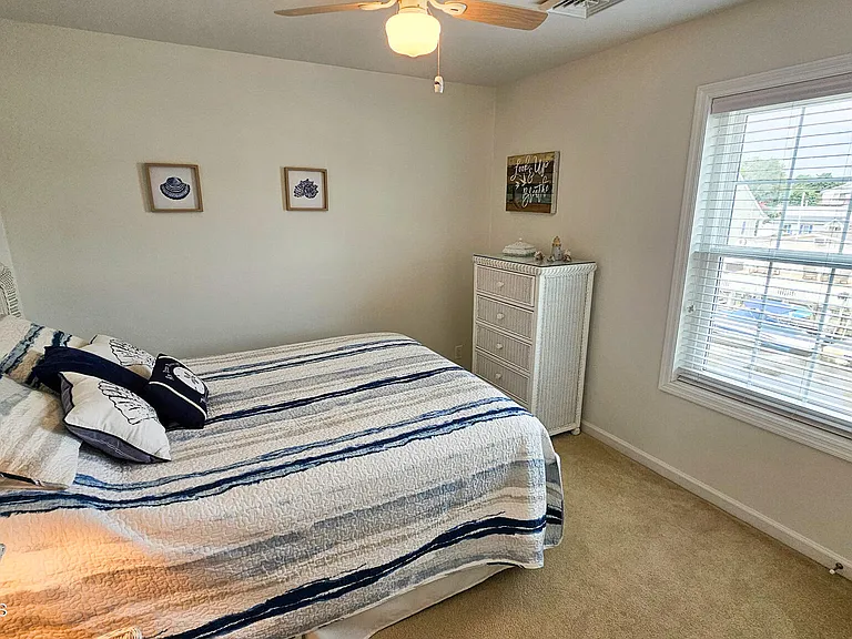 24 Dorothy Dr — Photo 18