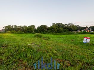 5817 Rose Cir, Des Moines, IA 50321