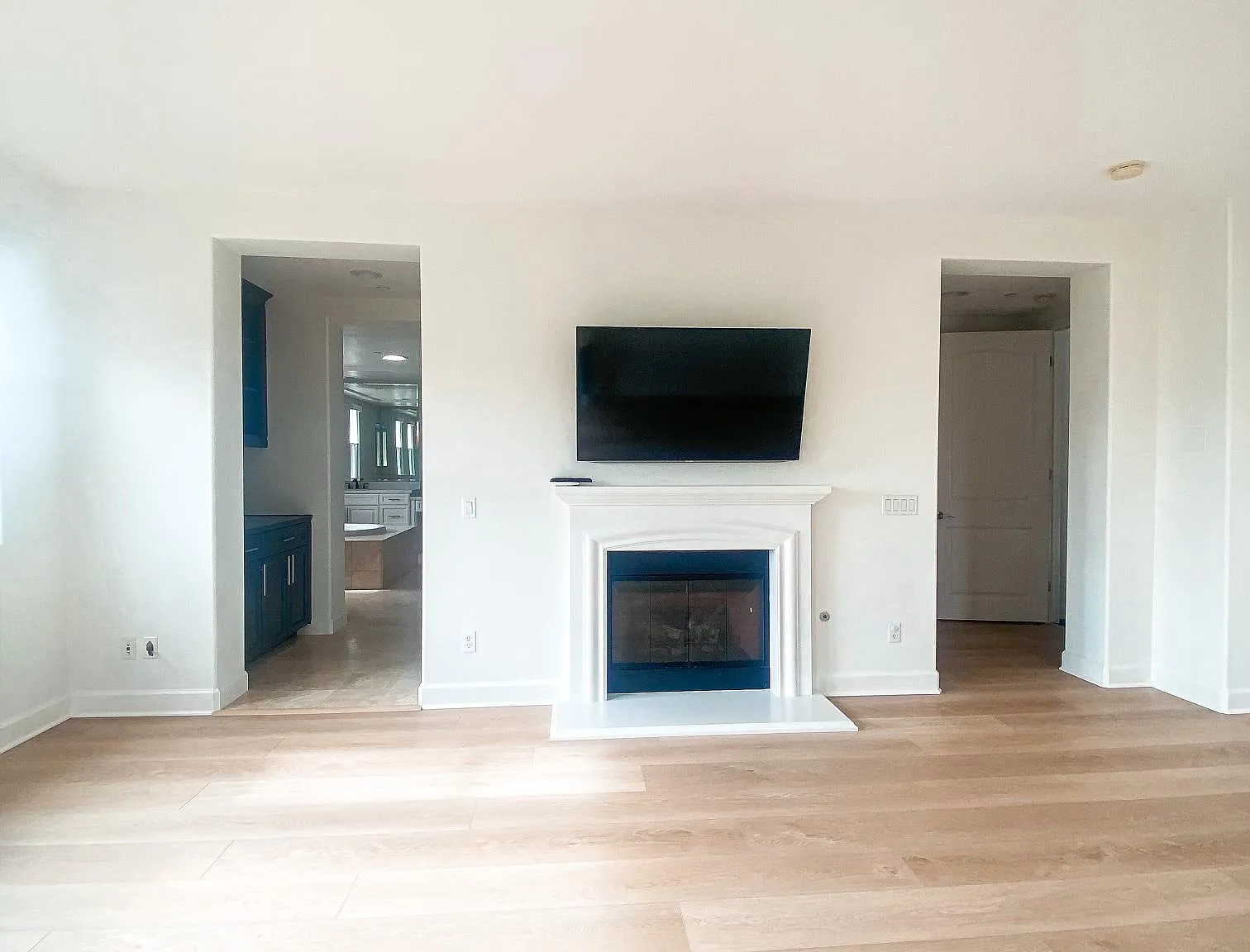 5 bed, 5.5 bath, 4292 sqft, $10,000 — Photo 4