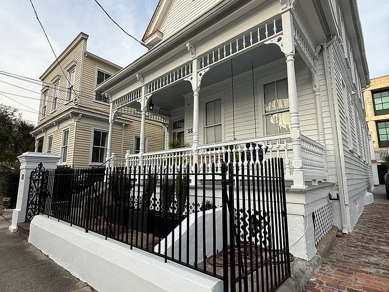 58 Pitt St #B — Photo 8