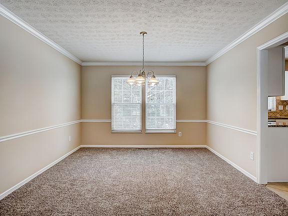 3rd image of 5773 Richgrove Ln