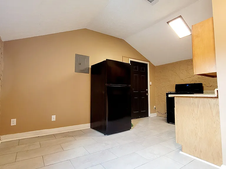 1701 Prentice St #3 — Photo 4