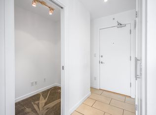 1255 Richards St #1204, Vancouver, BC V6B3E6
