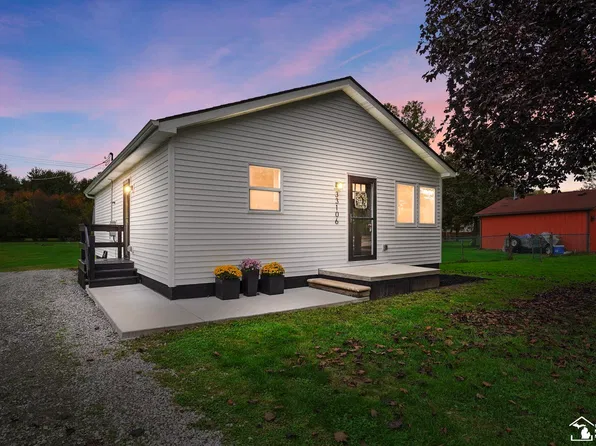 33106 W Jefferson Ave, Brownstown, MI 48173