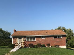 12 S Rolling Hills Ave, Irwin, PA