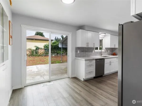 11460 SE 256th St, Kent, WA 98030