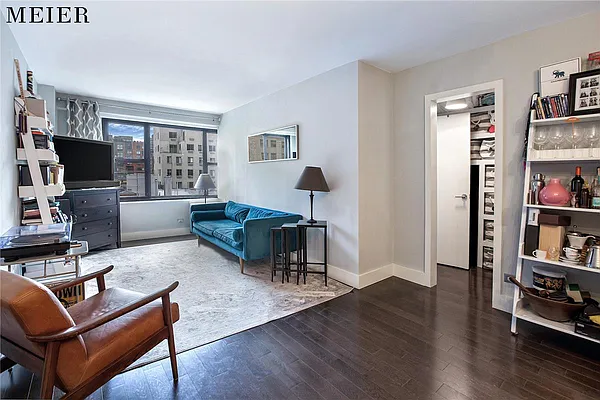 Sold by MEIER | media 1