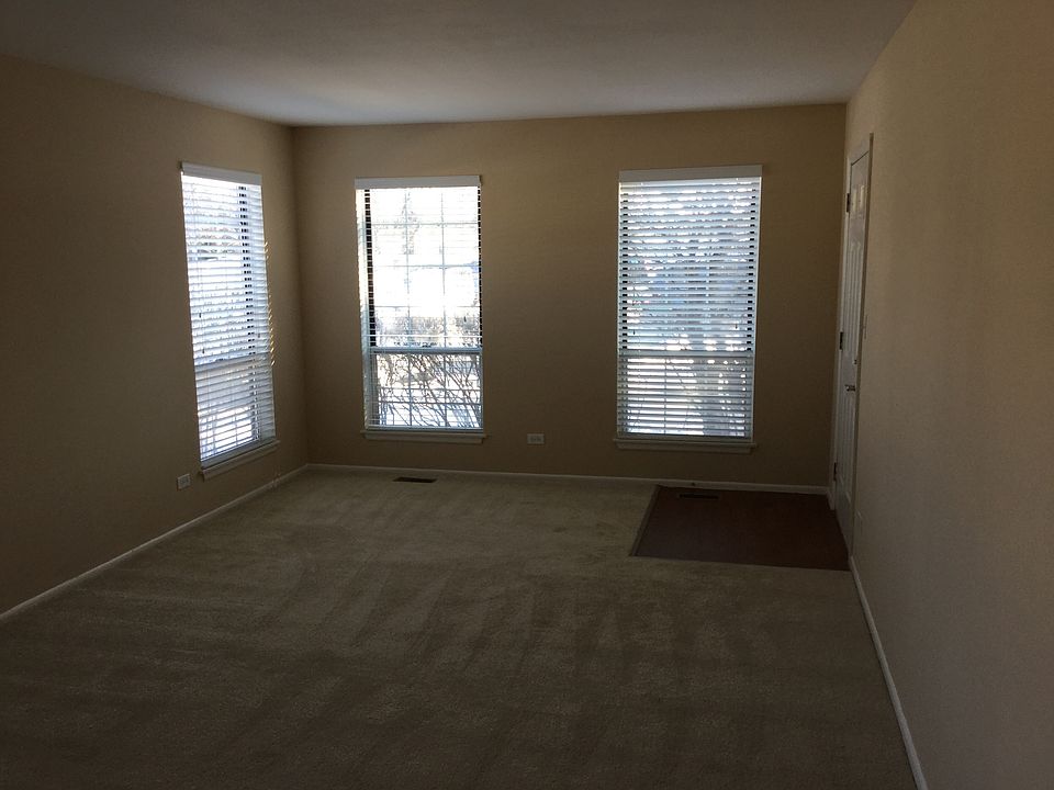 1st image of 105 Orrington Ct