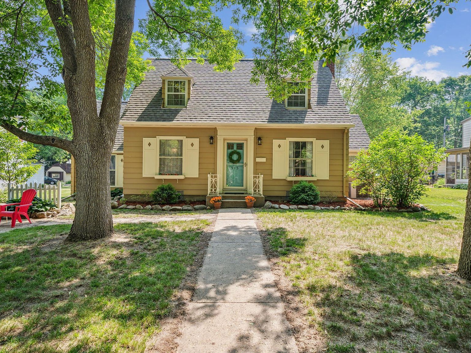 915 Baker Ave, Mankato, MN 56001 Zillow
