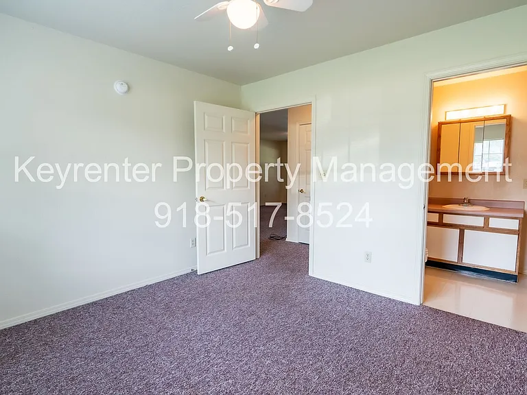 218 S 19th St — Photo 7