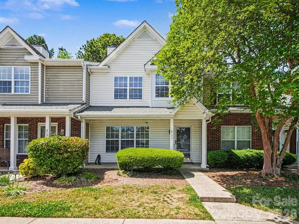 2132 Preakness Ct, Charlotte, NC 28273