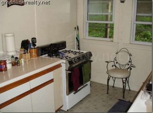 98 Algonquin Rd, Chestnut Hill, MA 02467