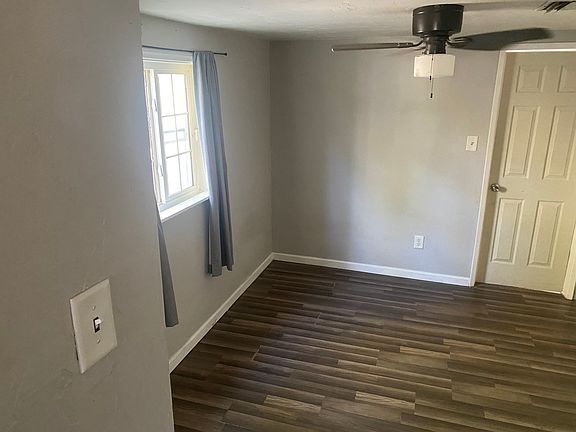 5th image of 9715 Glenn St #B
