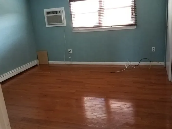 181 Mc Veigh Avenue image 19 of 28