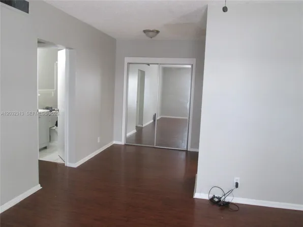 2250 NE 66th St APT 1521, Fort Lauderdale, FL 33308