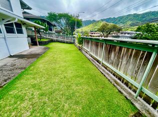 3386 Manoa Rd, Honolulu, HI 96822