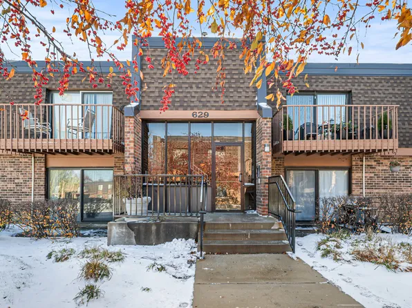 629 Derry Ct APT 1A, Schaumburg, IL 60193