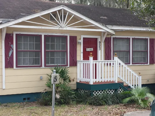 923 SW 8th Ln, Gainesville, FL 32601
