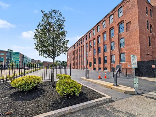 The Grove Village Lofts